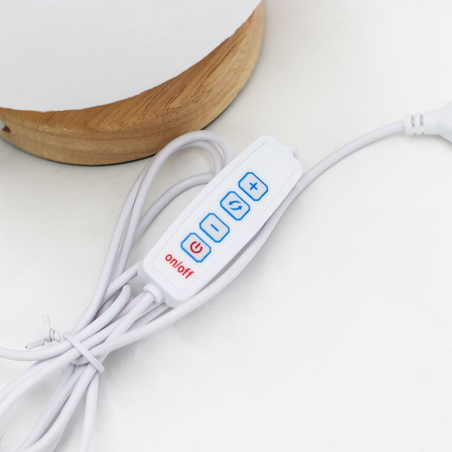 Luminária Lua - USB - 3 níveis de brilho
